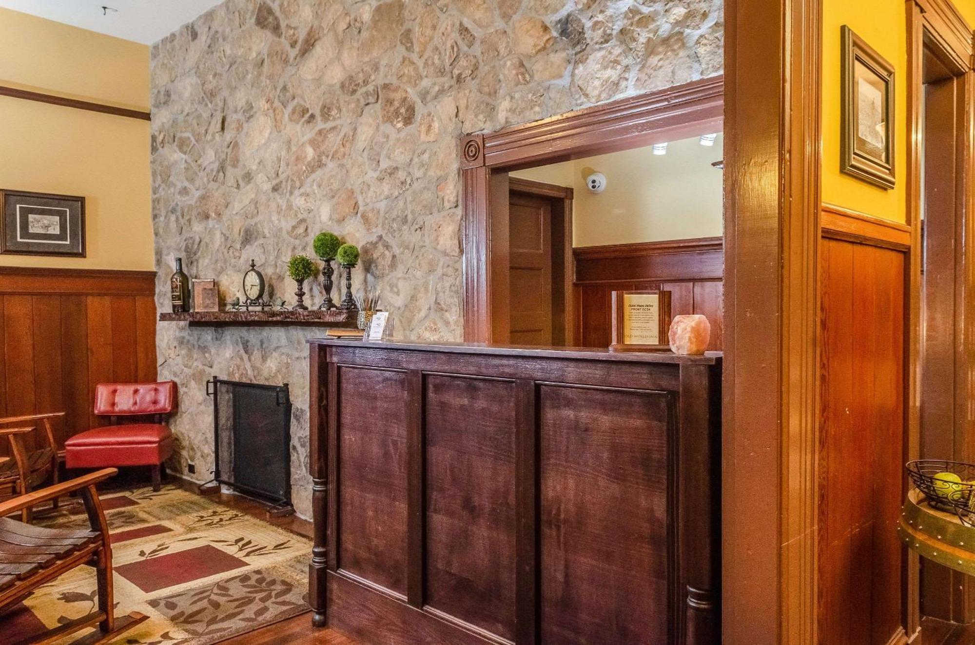 Hotel Napa Valley, Ascend Hotel Collection Экстерьер фото